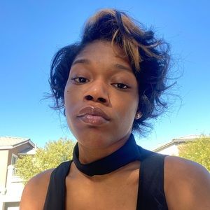Meet your Posher, Keara